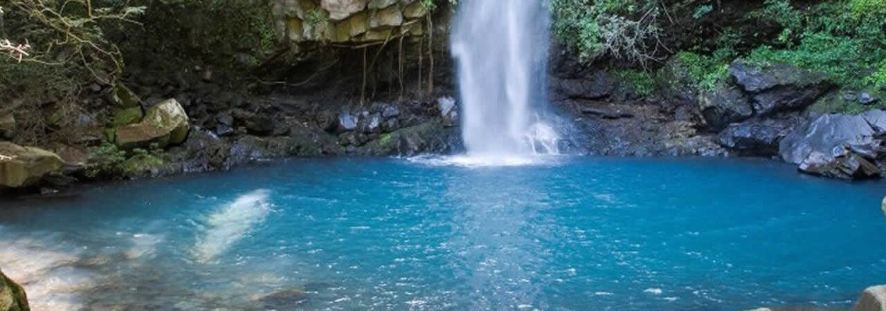 Waterfall in Guanacste, La Fortuna-Land Tours