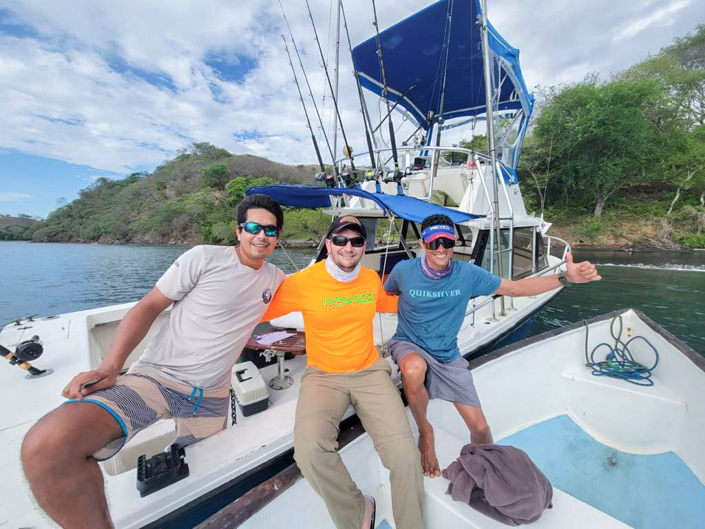 Guanacaste Inshore fishing charters and nice Captains and mates in Playas del Coco.